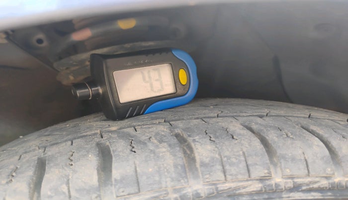 2016 Hyundai Grand i10 ASTA (O) 1.2 KAPPA VTVT, Petrol, Manual, 57,257 km, tyre