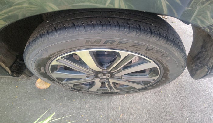 2022 Honda Amaze 1.2L I-VTEC VX, Petrol, Manual, 34,480 km, tyre