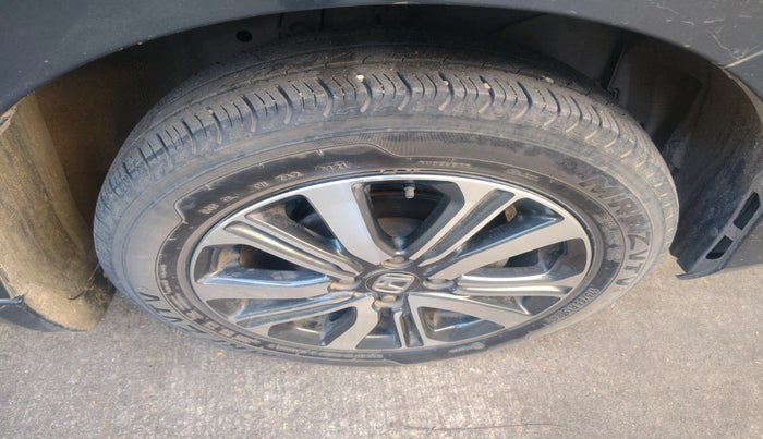 2022 Honda Amaze 1.2L I-VTEC VX, Petrol, Manual, 34,480 km, tyre