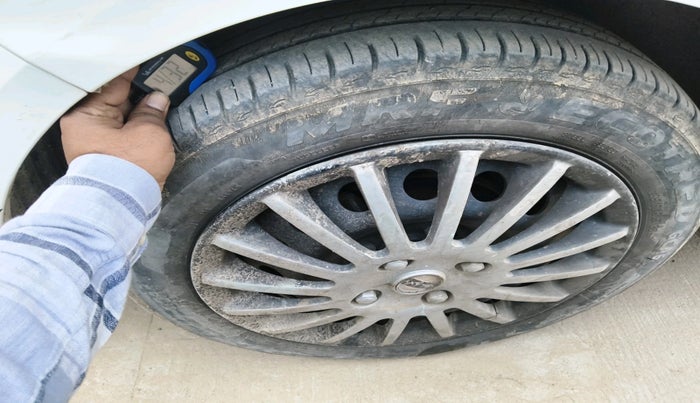 2023 Tata ALTROZ XM PLUS PETROL, Petrol, Manual, 35,615 km, tyre