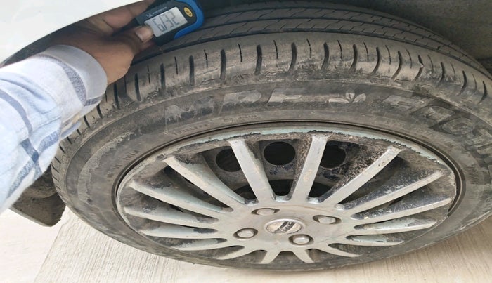 2023 Tata ALTROZ XM PLUS PETROL, Petrol, Manual, 35,615 km, tyre