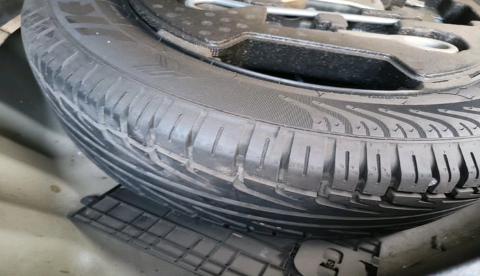 2017 Maruti S Cross ZETA 1.3, Diesel, Manual, 62,683 km, tyre