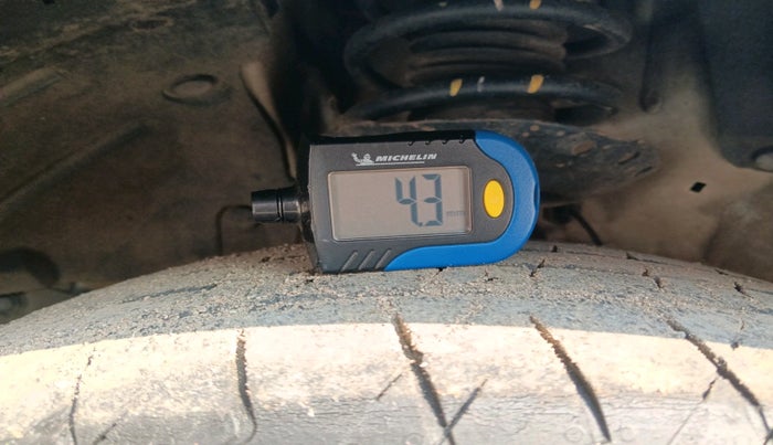 2017 Honda WR-V 1.2L I-VTEC VX MT, Petrol, Manual, 1,28,798 km, tyre