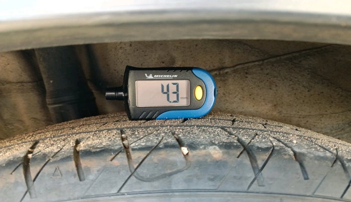 2017 Honda WR-V 1.2L I-VTEC VX MT, Petrol, Manual, 1,28,798 km, tyre