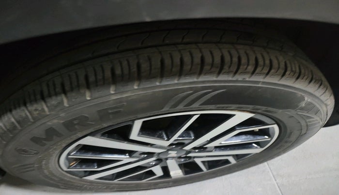 2023 Hyundai VENUE N LINE N8 1.0 TURBO MT, Petrol, Manual, 7,354 km, tyre