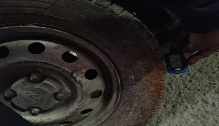 2015 Hyundai i10 MAGNA 1.1, Petrol, Manual, 63,810 km, tyre