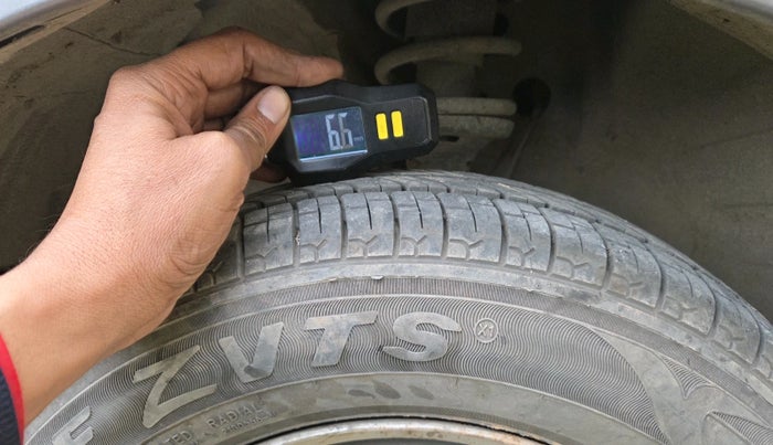 2018 Maruti Wagon R 1.0 LXI CNG, Petrol, Manual, 2,40,460 km, tyre