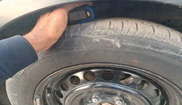 2017 Maruti S Cross ZETA 1.3, Diesel, Manual, 3,01,282 km, tyre