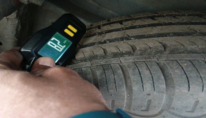 2015 Mahindra XUV500 W10, Diesel, Manual, 35,955 km, tyre