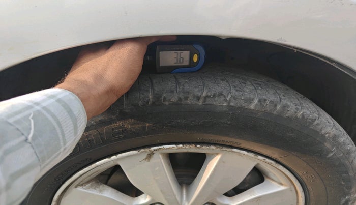 2014 Hyundai Elite i20 ASTA 1.4 CRDI, Diesel, Manual, 1,36,811 km, tyre