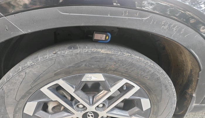 2023 Hyundai VENUE SX 1.5 CRDI, Diesel, Manual, 63,400 km, tyre