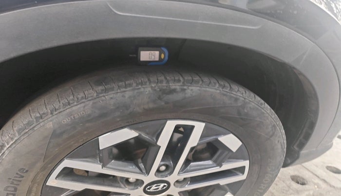 2023 Hyundai VENUE SX 1.5 CRDI, Diesel, Manual, 63,400 km, tyre