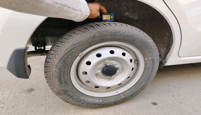 2023 Maruti Alto K10 LXI, Petrol, Manual, 3,698 km, tyre