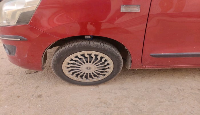 2017 Maruti Wagon R 1.0 VXI, Petrol, Manual, 58,077 km, tyre