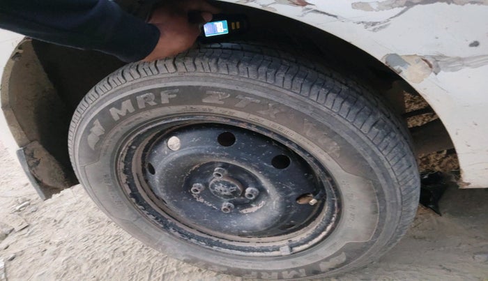 2014 Mahindra Verito Vibe CS 1.5 D4, Diesel, Manual, 24,526 km, tyre