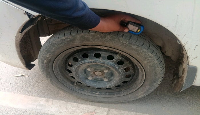 2016 Maruti Wagon R 1.0 VXI, Petrol, Manual, 1,42,407 km, tyre