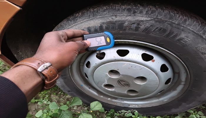 2018 Tata Tiago XM PETROL, Petrol, Manual, 37,642 km, tyre