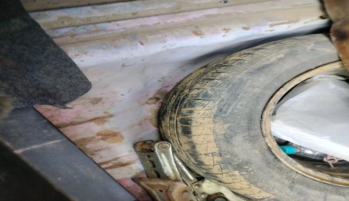 2011 Honda City 1.5L I-VTEC V MT, Petrol, Manual, 1,10,629 km, tyre