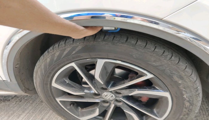 2022 MG ASTOR SAVVY 1.3 TURBO AT S RED, Petrol, Automatic, 42,634 km, tyre