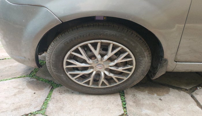 2011 Chevrolet Spark LT 1.0, Petrol, Manual, 39,271 km, tyre