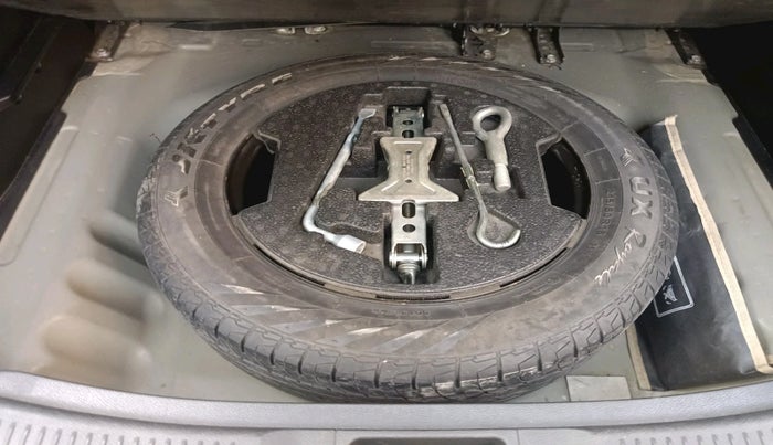 2018 Maruti S Cross ZETA 1.3, Diesel, Manual, 86,810 km, tyre