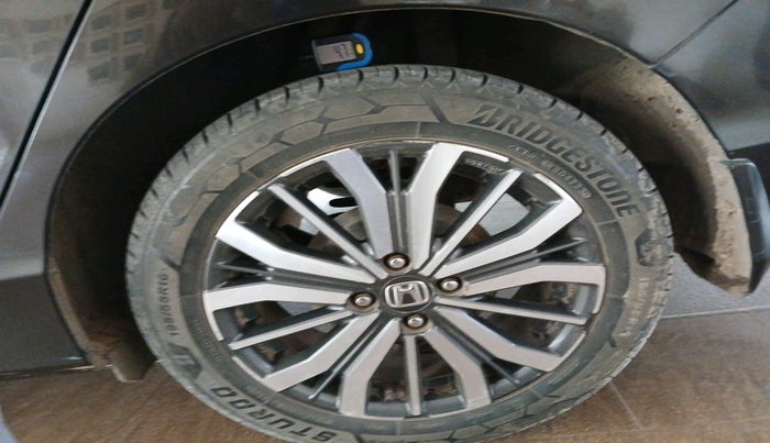 2017 Honda City 1.5L I-VTEC VX, Petrol, Manual, 89,656 km, tyre