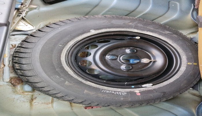 2018 Maruti Alto 800 LXI, Petrol, Manual, 29,830 km, tyre