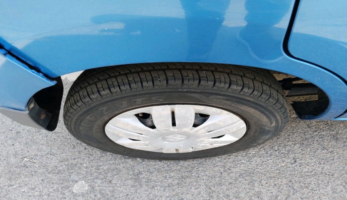 2018 Maruti Alto 800 LXI, Petrol, Manual, 29,830 km, tyre