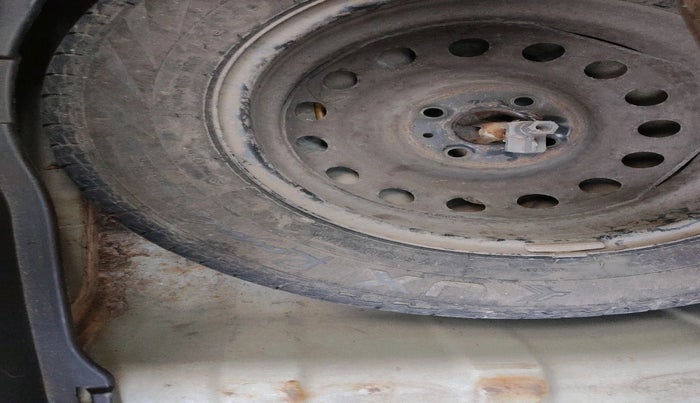 2012 Hyundai i20 MAGNA 1.2, Petrol, Manual, 73,501 km, tyre