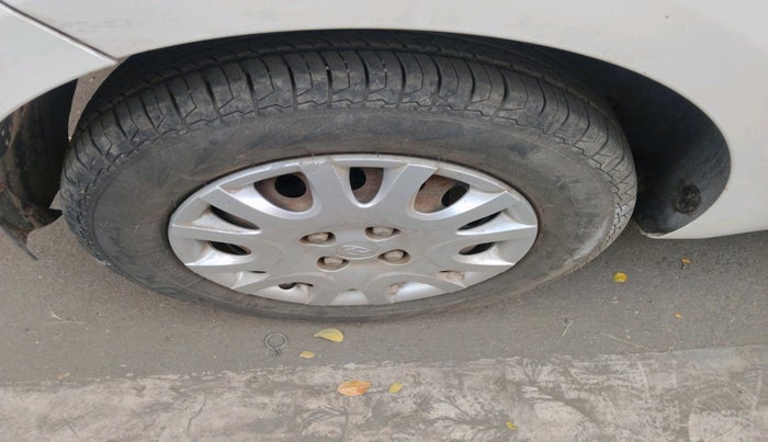 2012 Hyundai i20 MAGNA 1.2, Petrol, Manual, 73,501 km, tyre