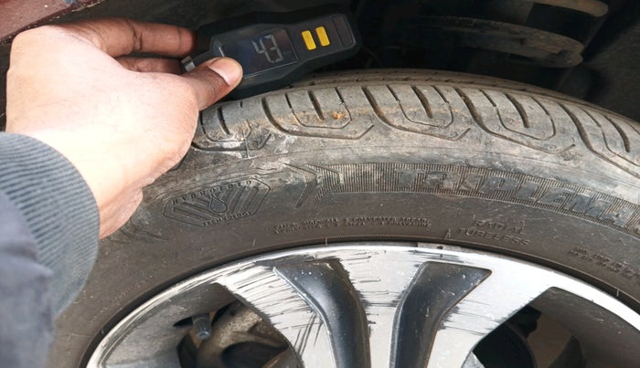 2023 Tata TIGOR XZ PLUS CNG, Petrol, Manual, 10,145 km, tyre