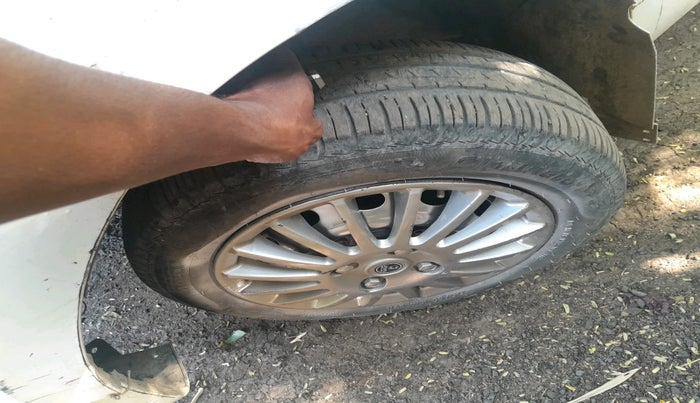 2010 Tata Indica Vista TERRA TDI, Diesel, Manual, 1,39,780 km, tyre