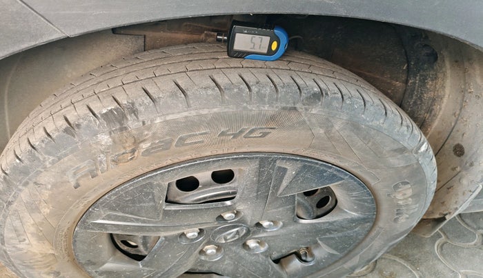 2023 Hyundai VENUE S 1.2, Petrol, Manual, 15,967 km, tyre