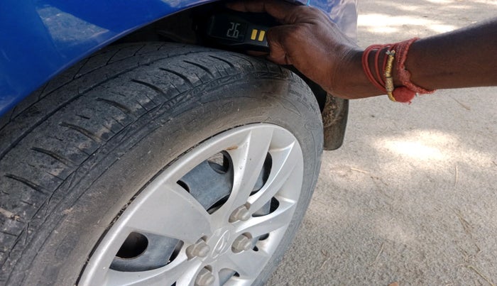 2013 Hyundai Eon MAGNA +, Petrol, Manual, 50,280 km, tyre