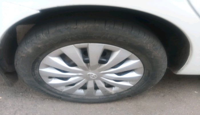 2013 Toyota Etios GD, Diesel, Manual, 1,42,153 km, tyre