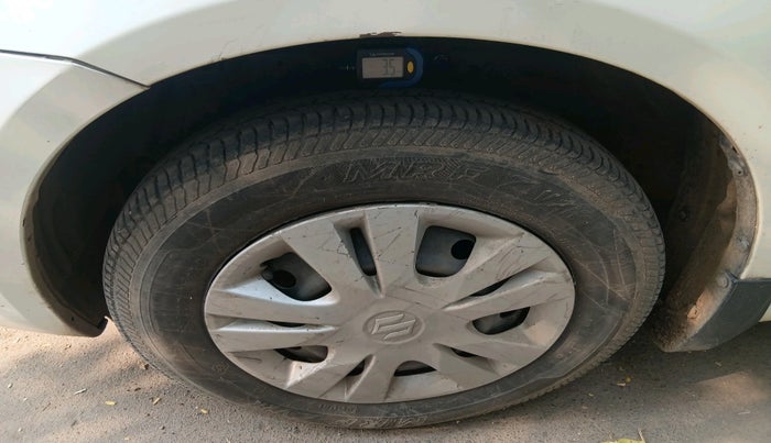 2014 Maruti Swift Dzire VXI, Petrol, Manual, 60,684 km, tyre