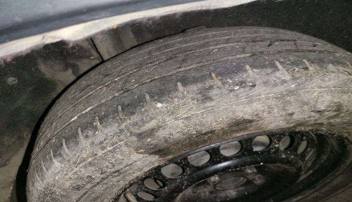 2017 Maruti Vitara Brezza VDI (O), Diesel, Manual, 1,10,803 km, tyre