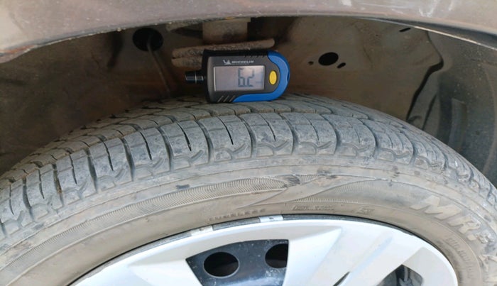 2016 Maruti Wagon R 1.0 VXI, Petrol, Manual, 61,830 km, tyre