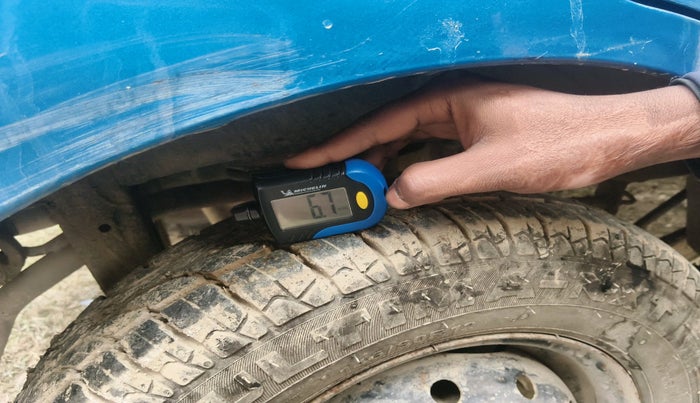 2016 Maruti Alto 800 LXI, Petrol, Manual, 63,369 km, tyre