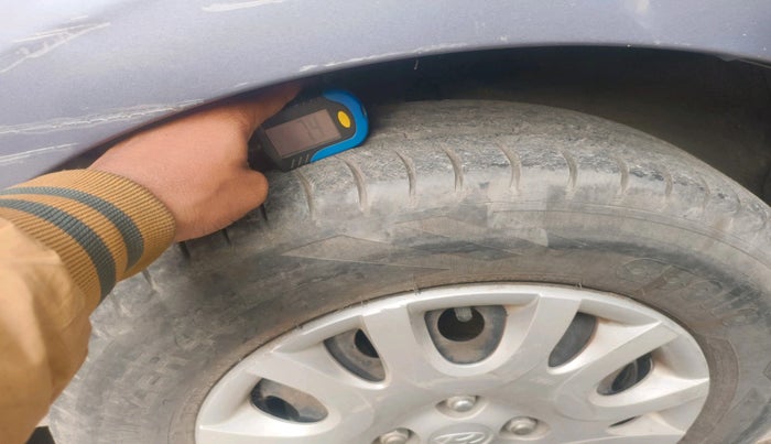 2011 Hyundai i20 MAGNA 1.2, Petrol, Manual, 68,860 km, tyre