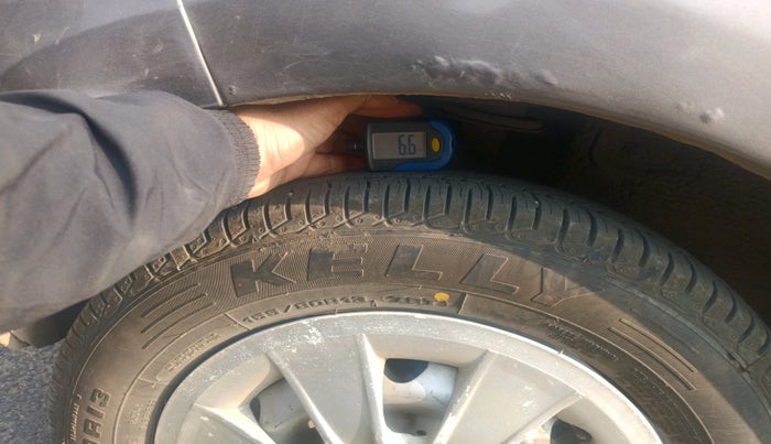 2017 Tata Tiago XE PETROL, Petrol, Manual, 98,372 km, tyre