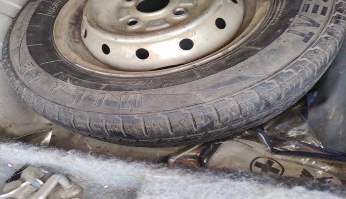 2010 Maruti Alto LXI, Petrol, Manual, 26,969 km, tyre