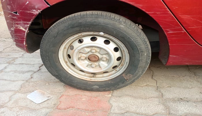 2012 Hyundai Eon D-LITE+, Petrol, Manual, 53,416 km, tyre