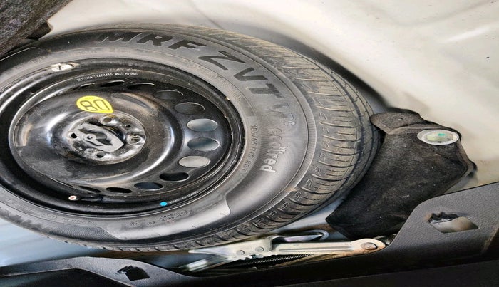 2021 Maruti Baleno ZETA PETROL 1.2, Petrol, Manual, 74,164 km, tyre