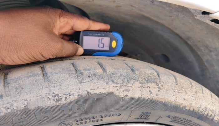 2021 Maruti Baleno ZETA PETROL 1.2, Petrol, Manual, 74,164 km, tyre