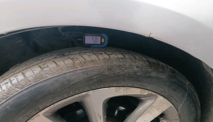 2015 Hyundai Elite i20 ASTA 1.2, Petrol, Manual, 54,105 km, tyre