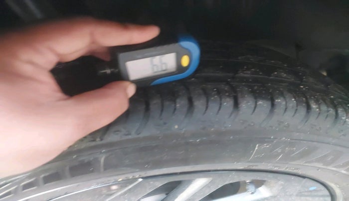 2025 Maruti FRONX Delta Plus (O) 1.2L MT, Petrol, Manual, 2,028 km, tyre