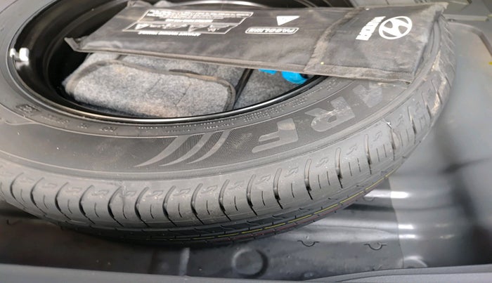 2025 Hyundai Creta SX 1.5 PETROL, Petrol, Manual, 23,766 km, tyre