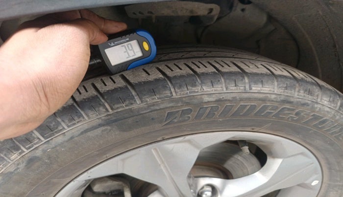 2021 KIA SELTOS HTK PLUS 1.5, Petrol, Manual, 49,782 km, tyre