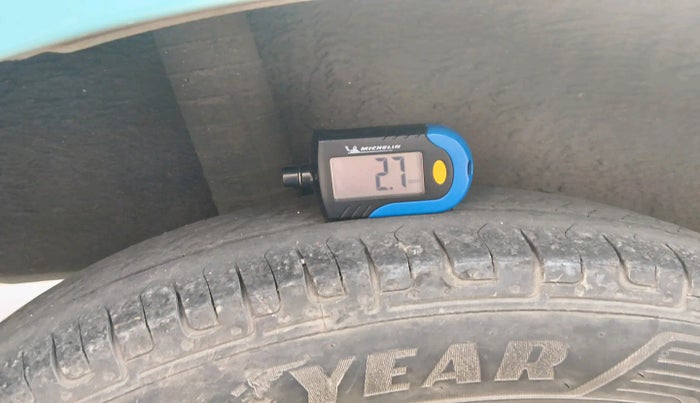 2014 Datsun Go D, Petrol, Manual, 57,900 km, tyre